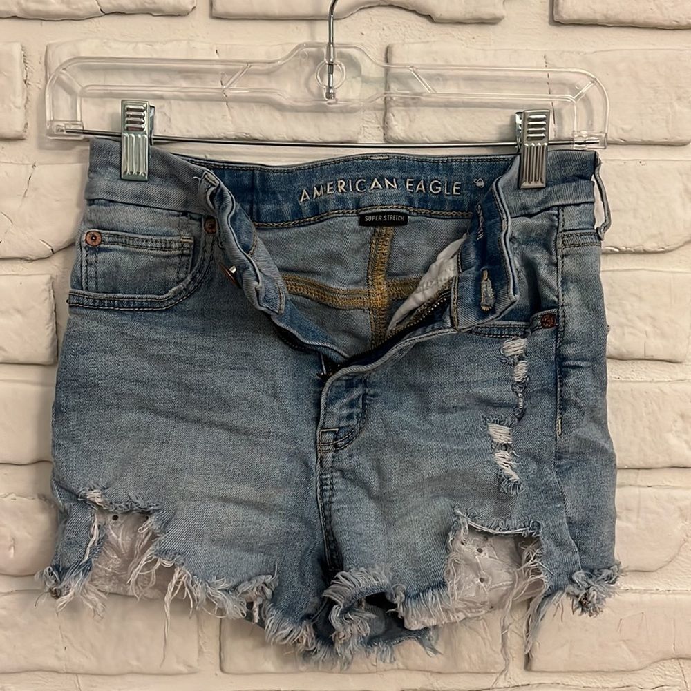 American Eagle "Curvy Hi-Rise Shortie" size 2 - Picture 5 of 10